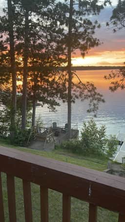Upper Hay Pet Friendly Getaway Home